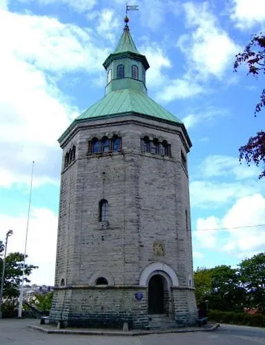 A Cosy Flat In The Heart Of *